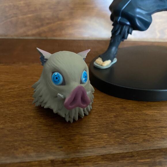 SEGA Demon Slayer Inosuke Hashibira Figure - Picture 4 of 5